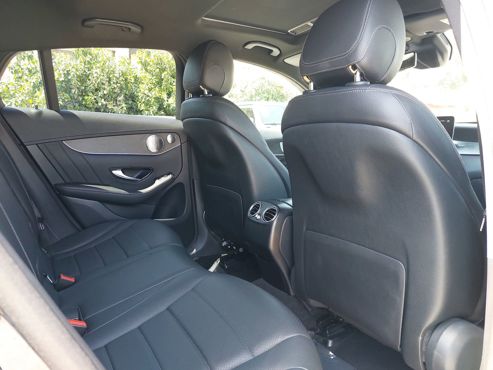 Used 2020 Mercedes-Benz GLC 300 4MATIC Coupe image 11
