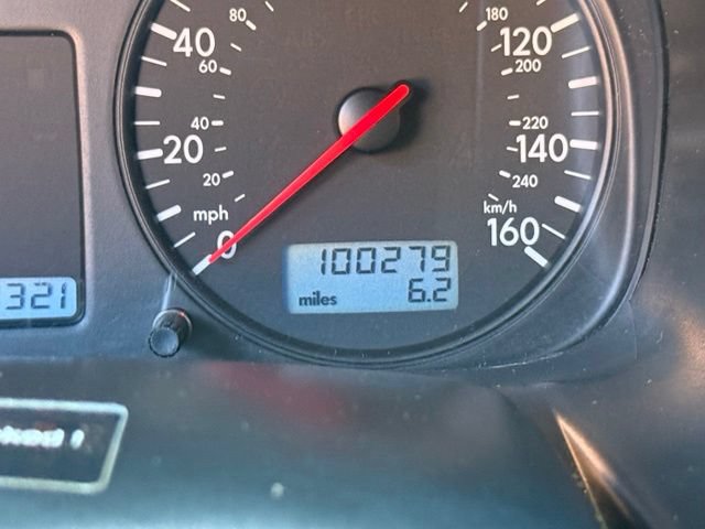 Used 2003 Volkswagen Eurovan MV FWD image 15