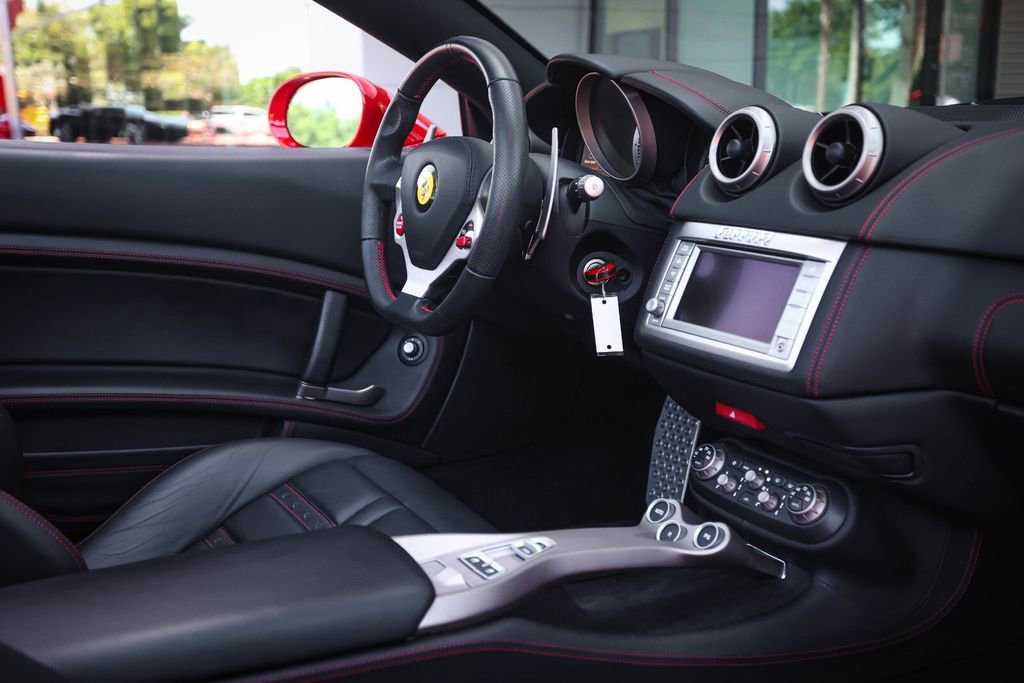Certified 2013 Ferrari California image 52