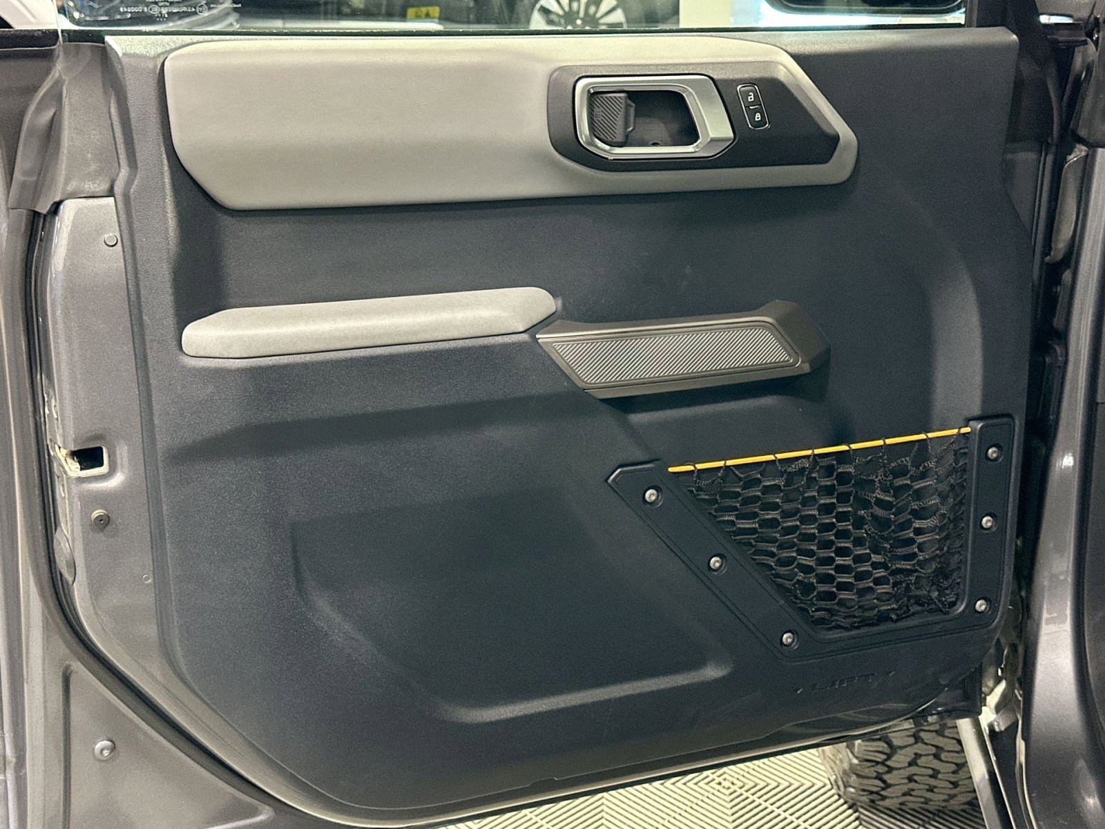 Used 2021 Ford Bronco Badlands image 15