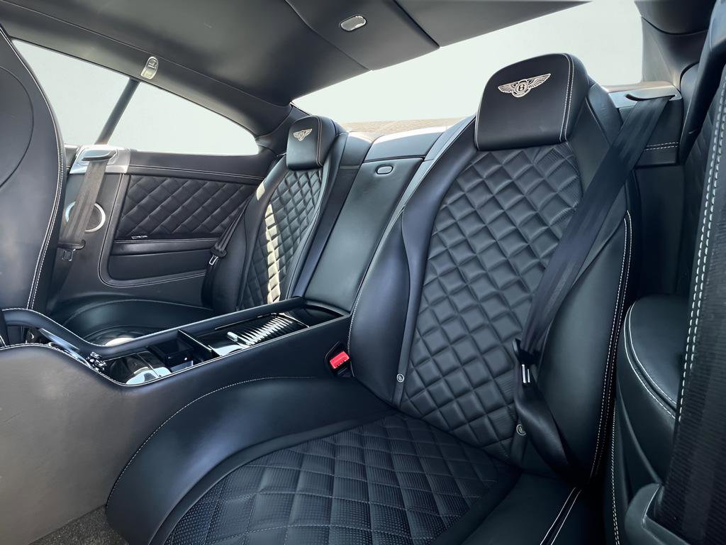 Used 2016 Bentley Continental GT image 19