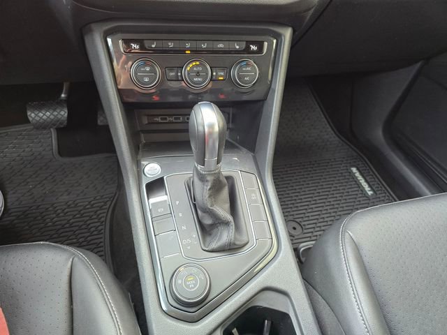 Used 2019 Volkswagen Tiguan SE image 43