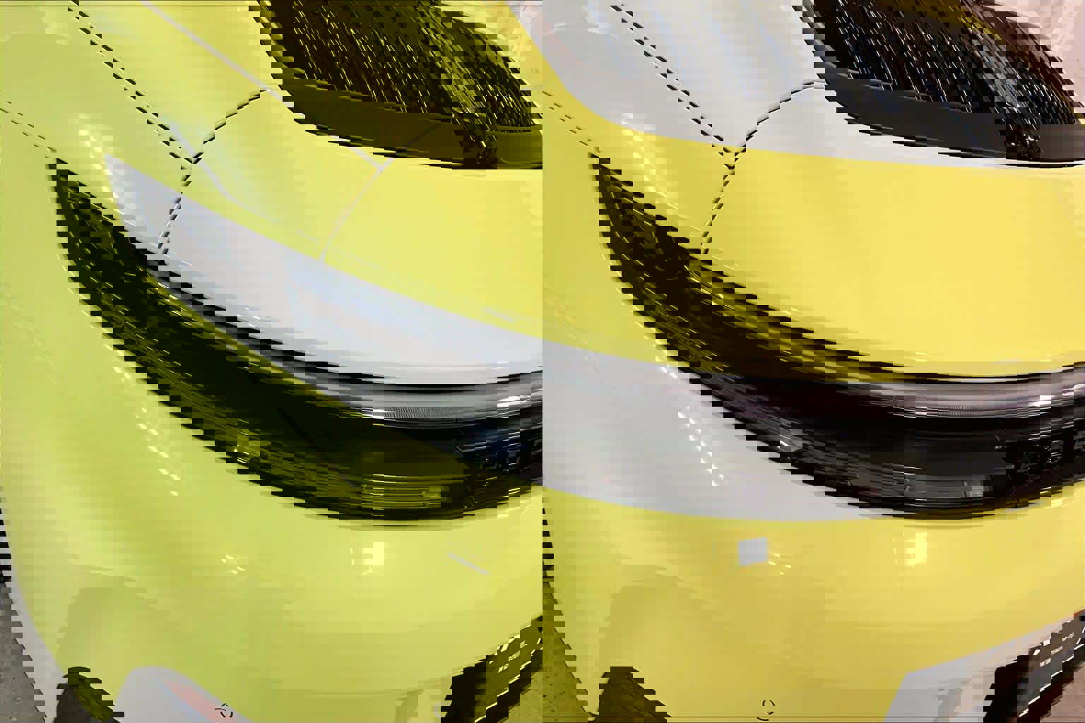 Used 2025 Porsche 911 Carrera image 28