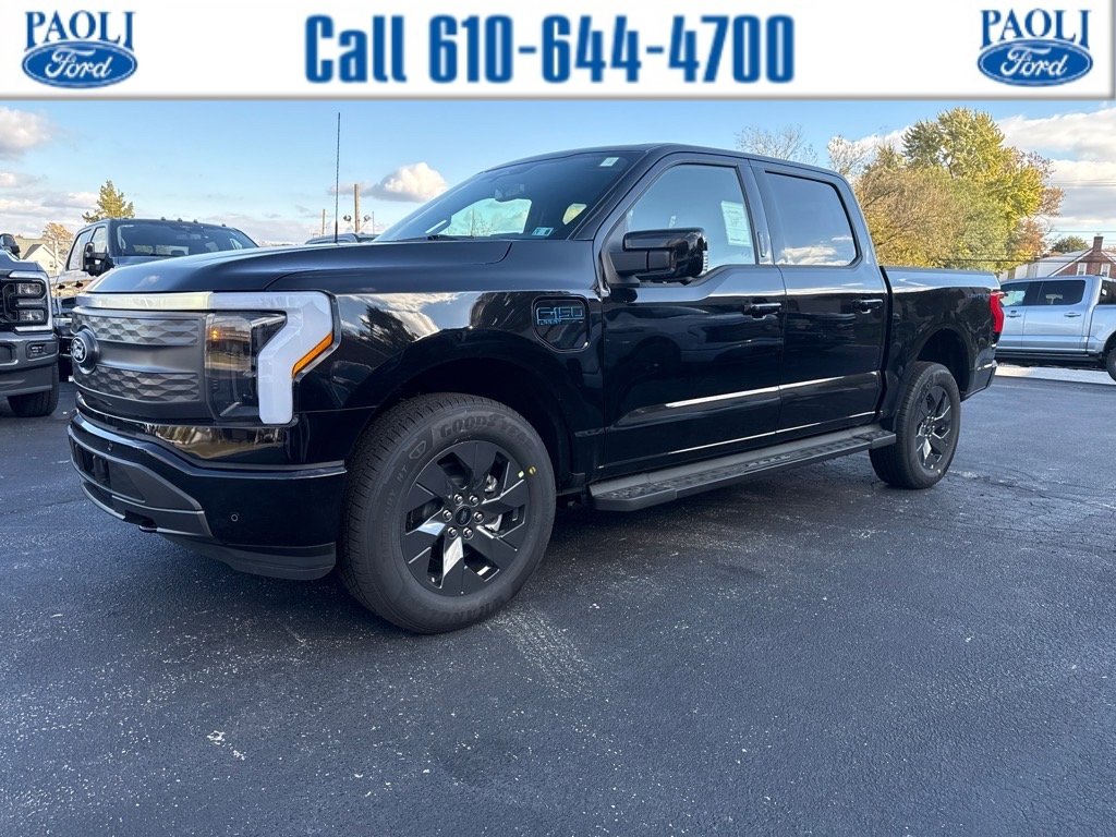 New 2025 Ford F150 Lightning Lariat video 1