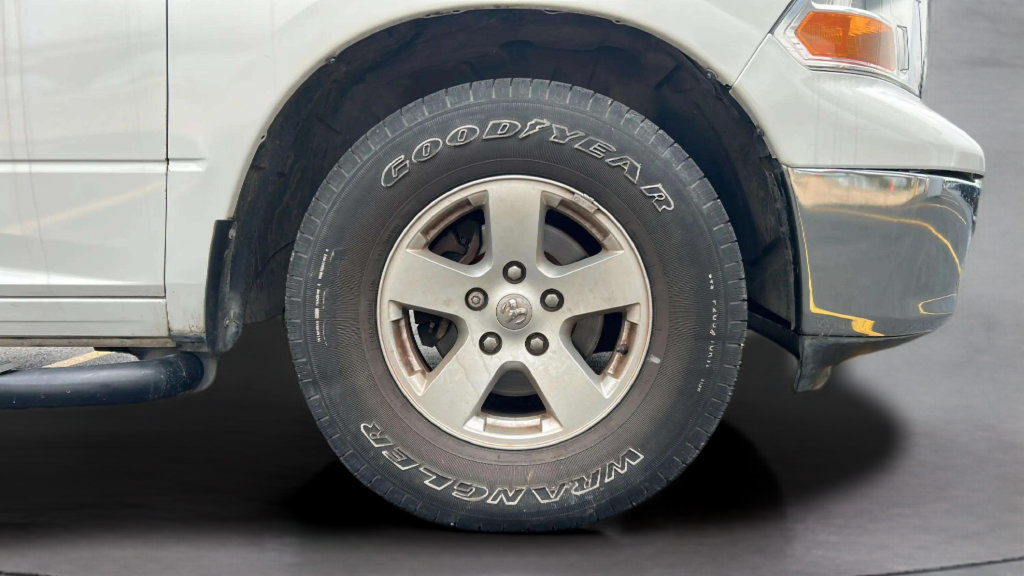 Used 2012 RAM 1500 Classic SLT RWD image 15