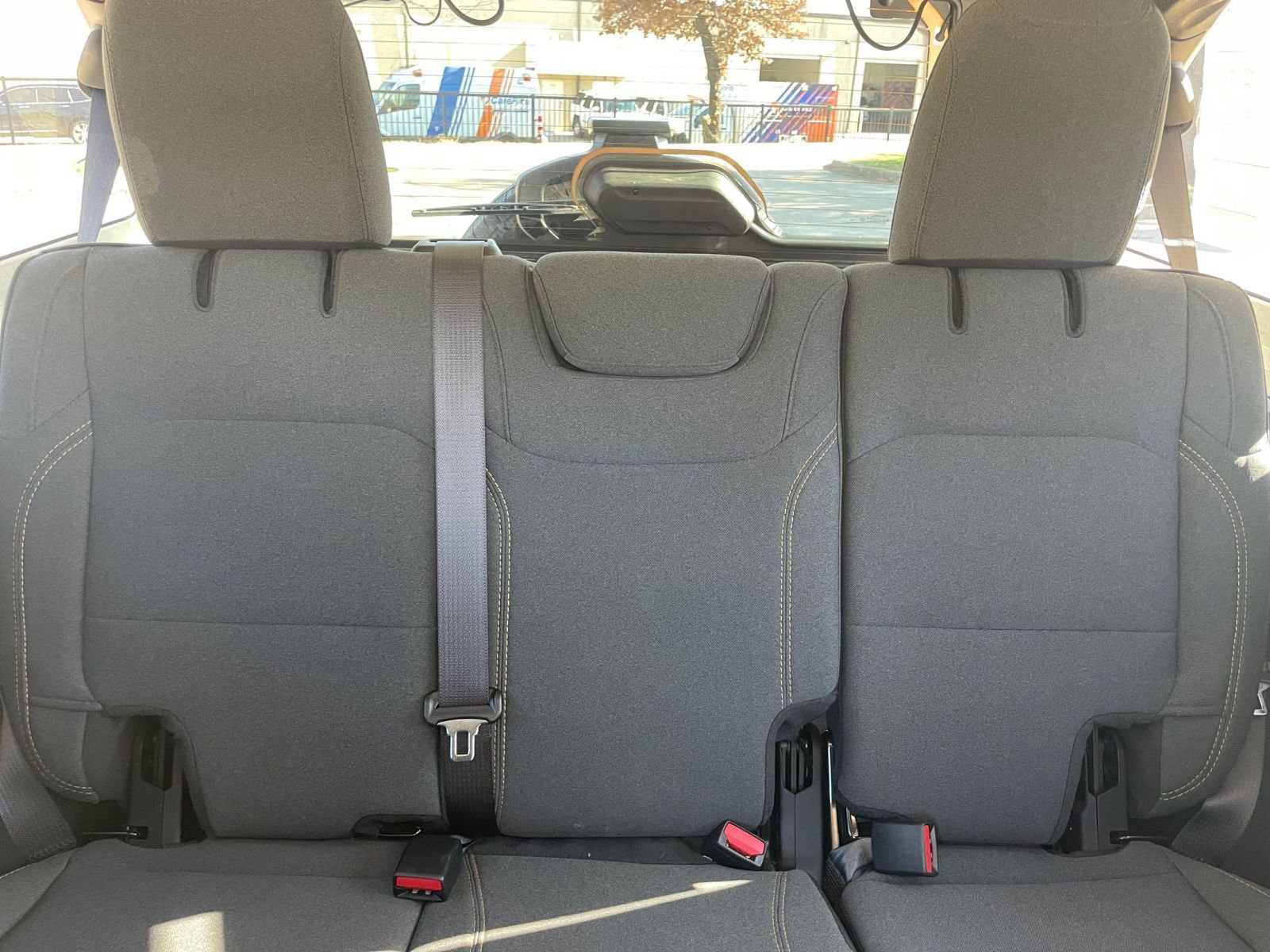 Used 2025 Jeep Wrangler Sport S image 38