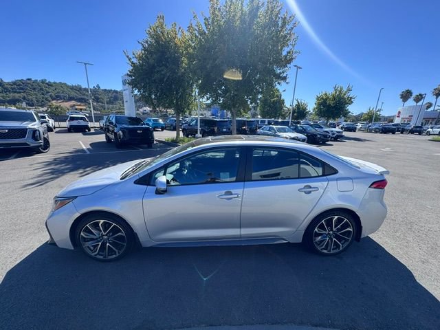 Used 2022 Toyota Corolla SE w/ SE Premium Package FWD image 5