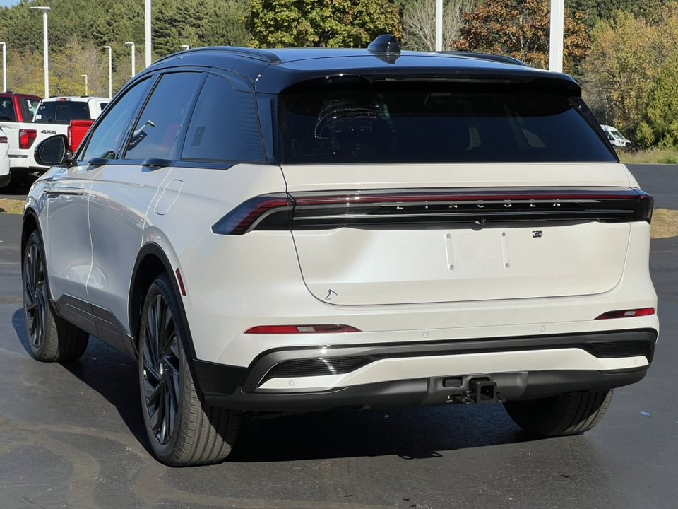 New 2026 Lincoln Nautilus Reserve w/ Jet Appearance Package image 43