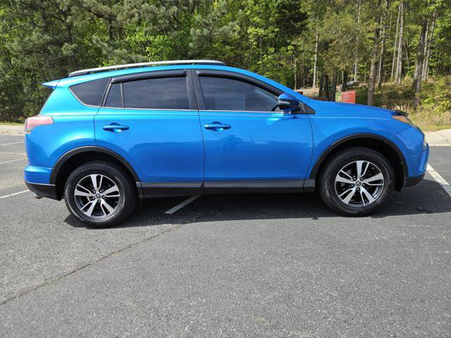 Used 2017 Toyota RAV4 XLE image 6