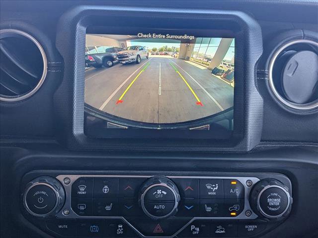 Used 2021 Jeep Wrangler Unlimited Sahara w/ Cold Weather Group AWD/4WD image 13