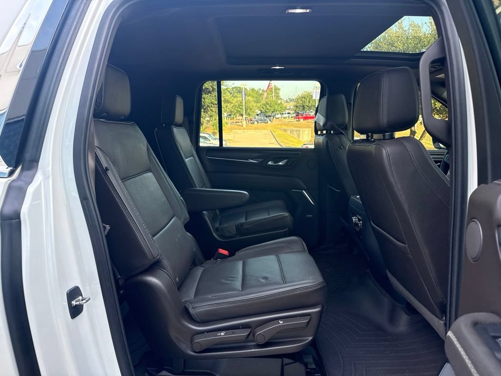 Used 2023 GMC Yukon XL Denali w/ Max Trailering Package AWD/4WD image 10