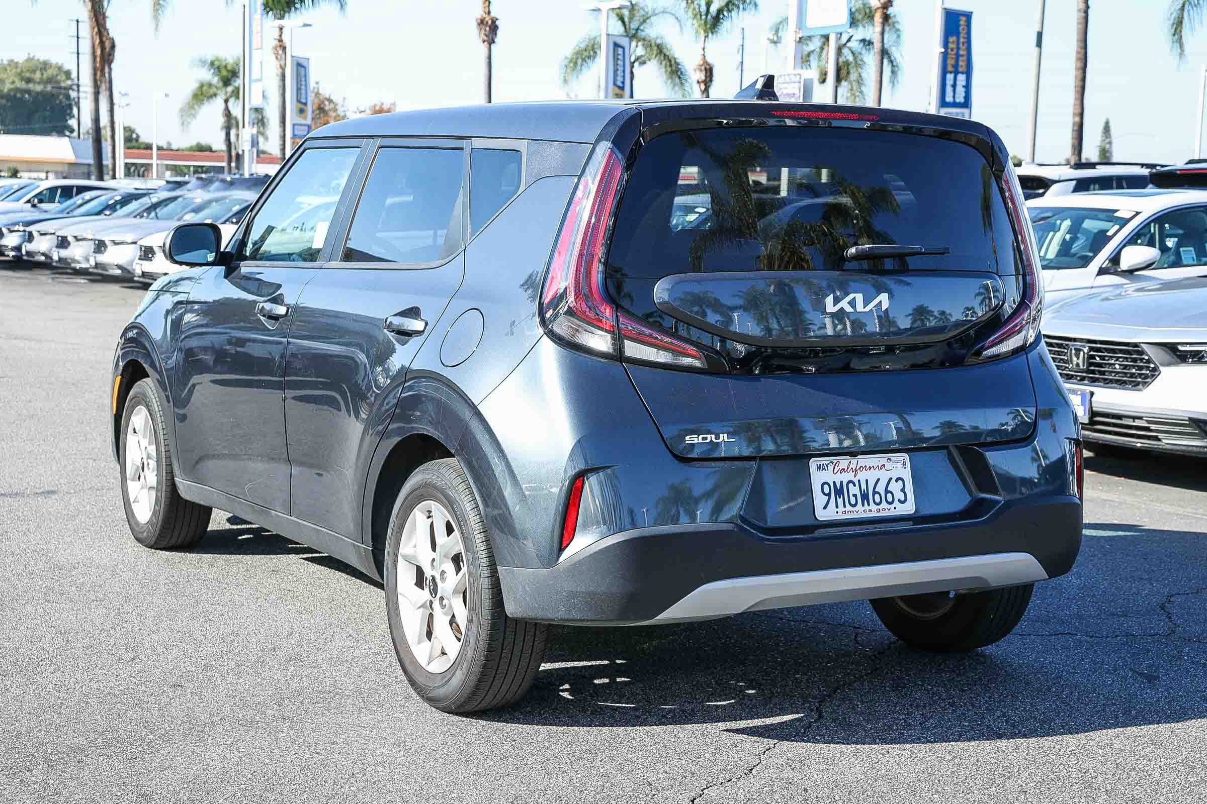 Used 2024 Kia Soul LX w/ Option Group 015 image 4