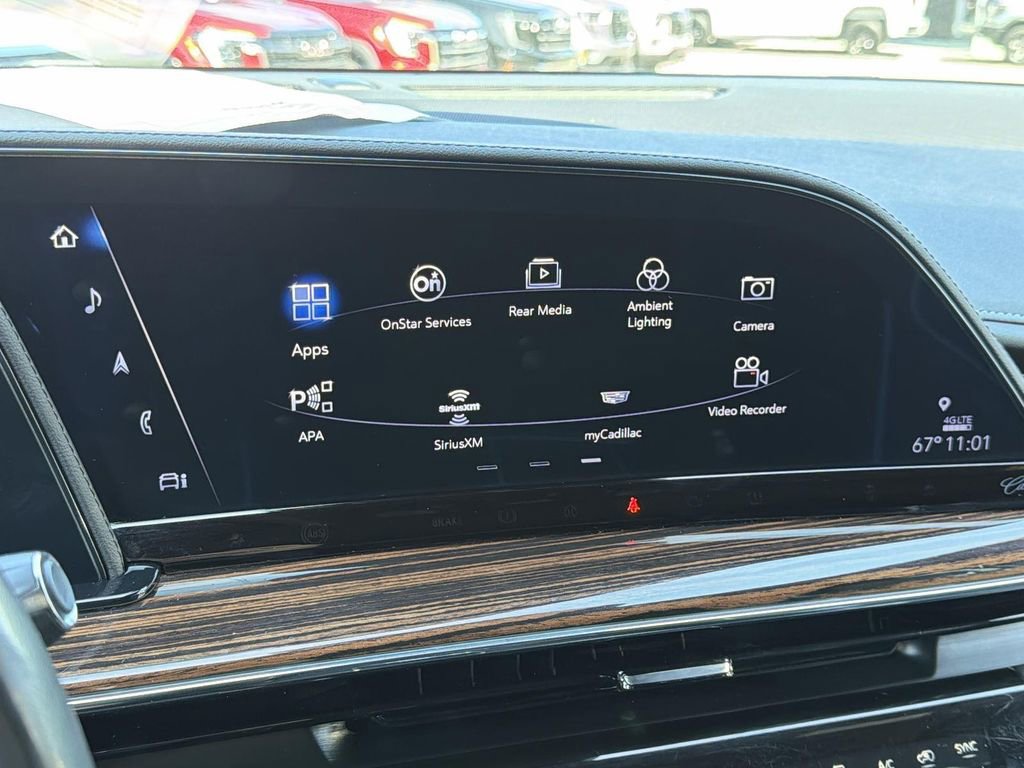 Certified 2023 Cadillac Escalade Premium Luxury image 17