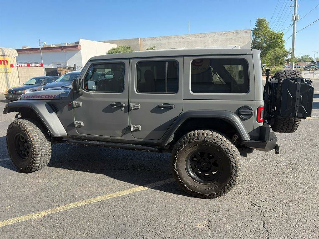 Used 2021 Jeep Wrangler Unlimited Rubicon AWD/4WD image 3