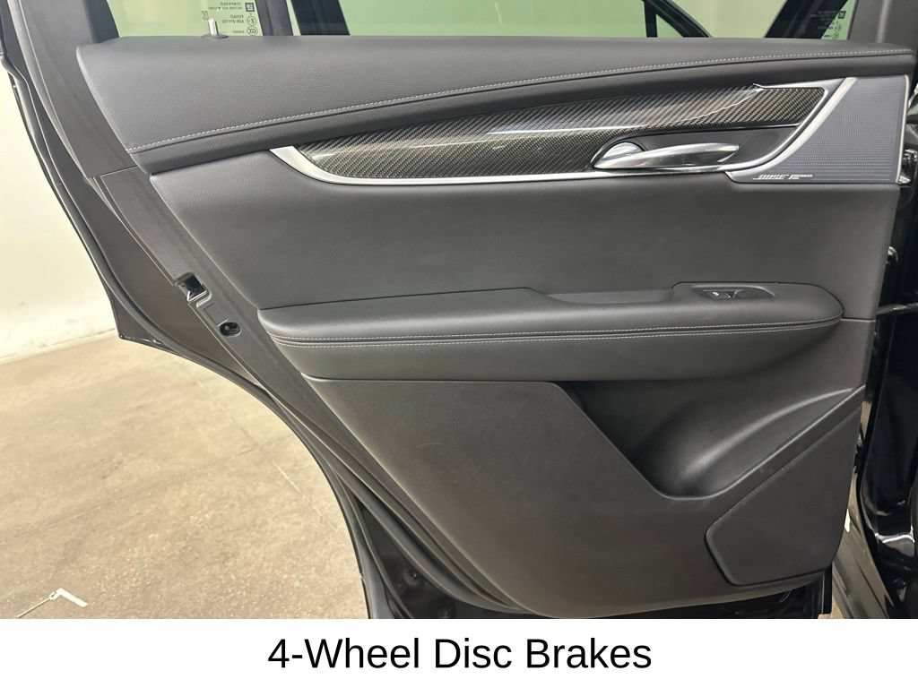 Certified 2023 Cadillac XT6 Sport w/ Technology Package AWD/4WD image 32