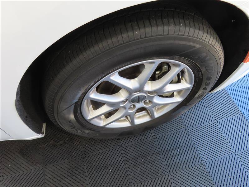 Used 2024 Chrysler Pacifica Touring-L FWD image 9