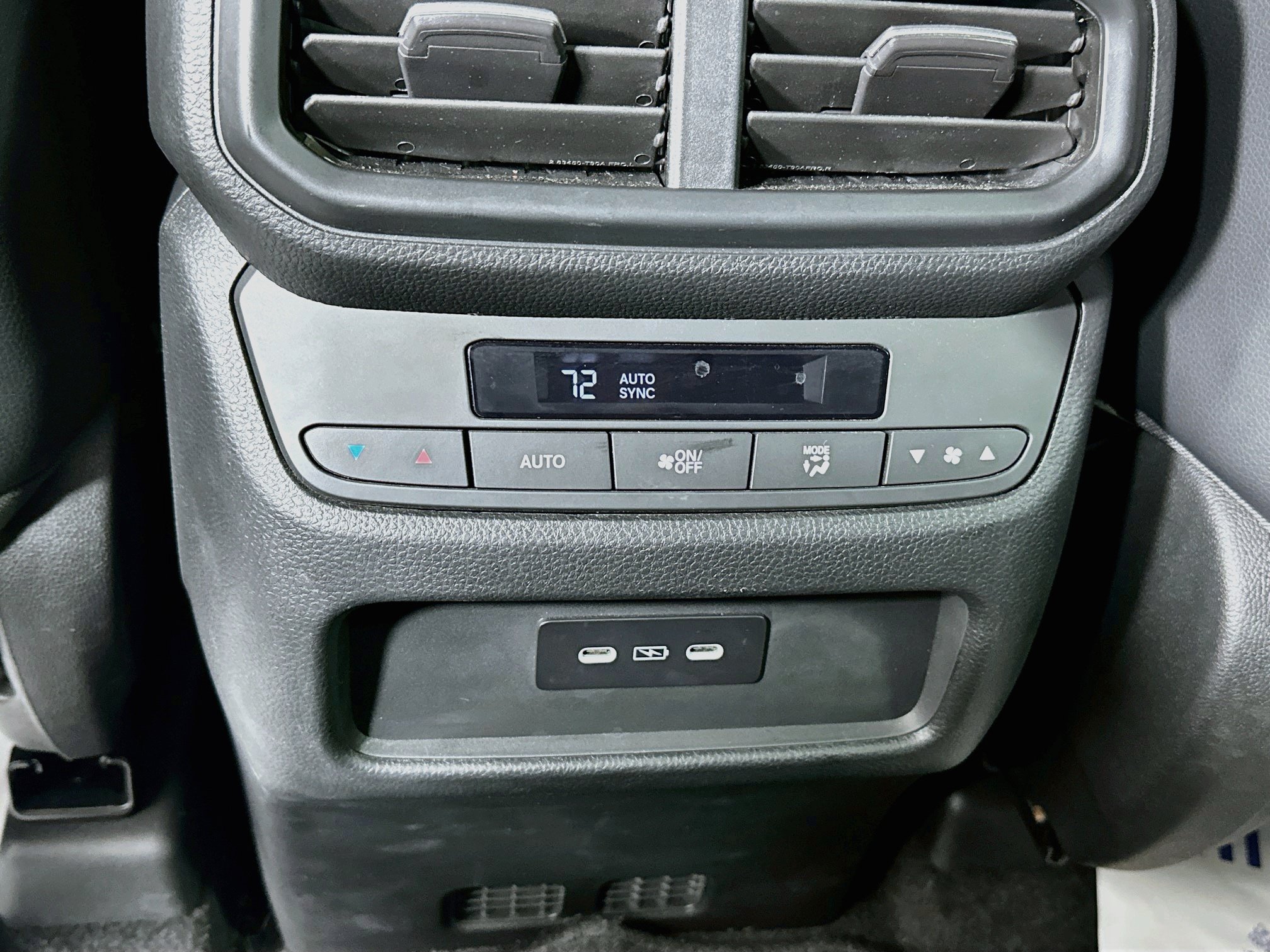 Used 2025 Honda Pilot EX-L image 23