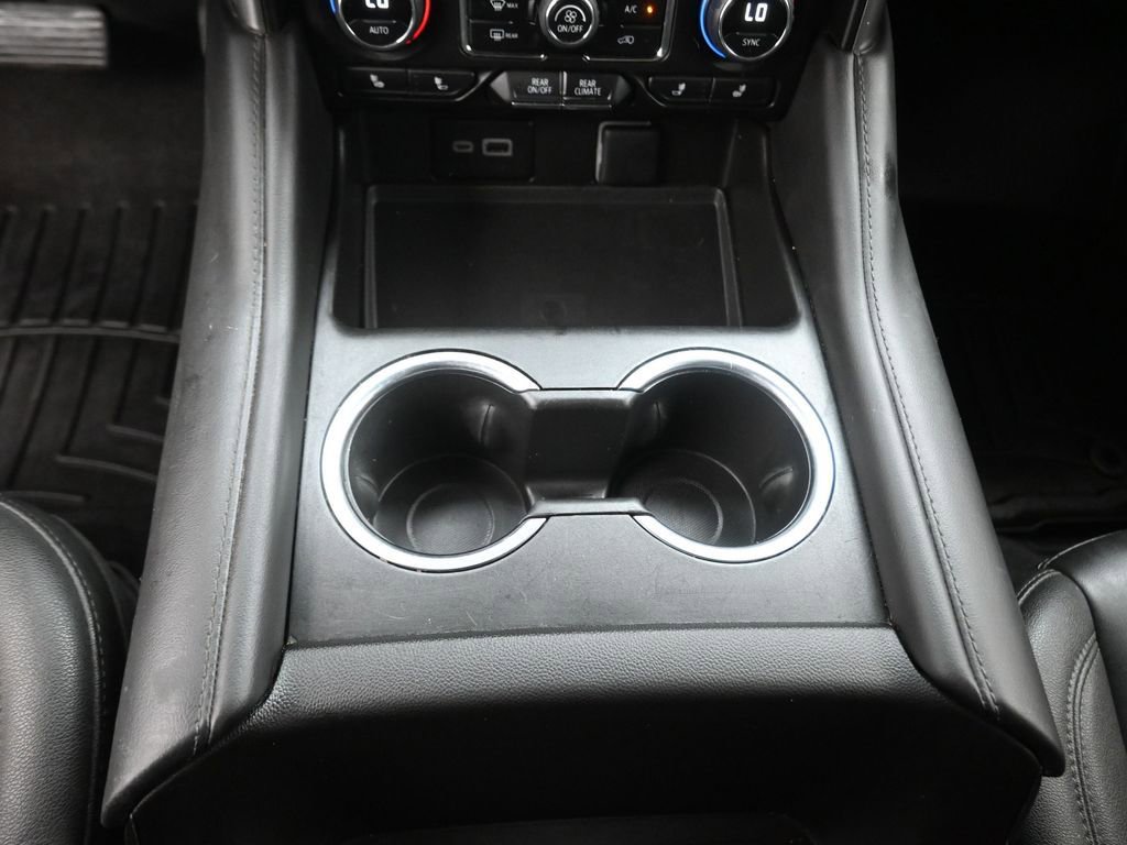 Used 2024 Chevrolet Tahoe Z71 w/ Off-Road Capability Package image 10