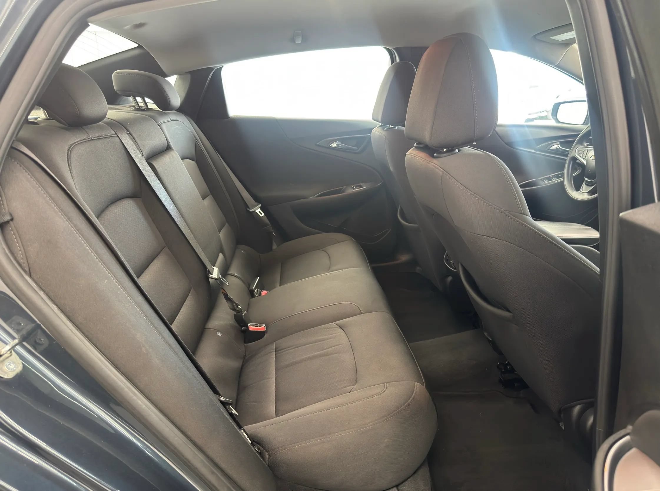 Used 2020 Chevrolet Malibu LT FWD image 11