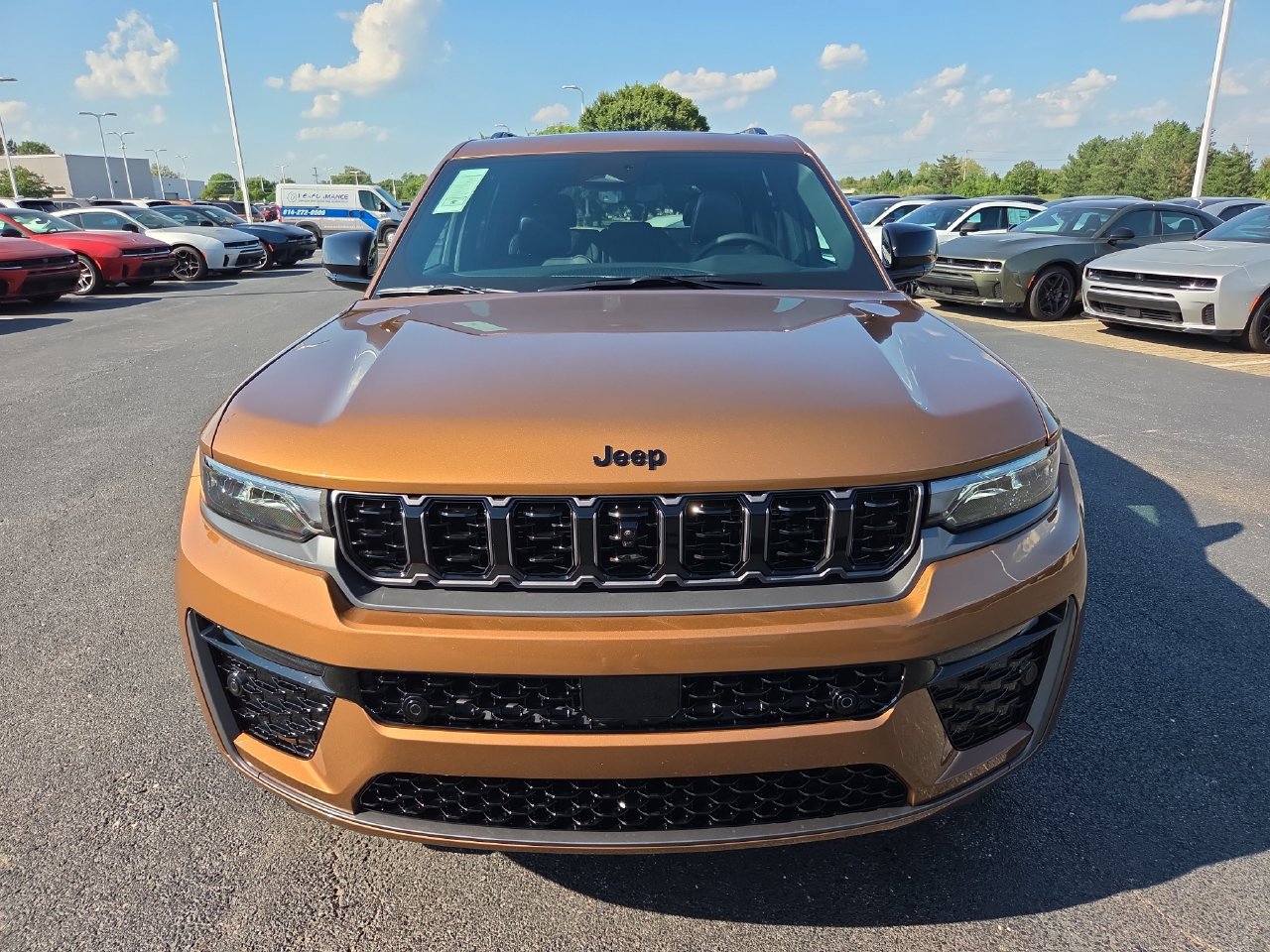 New 2027 Jeep Grand Cherokee Limited AWD/4WD image 26