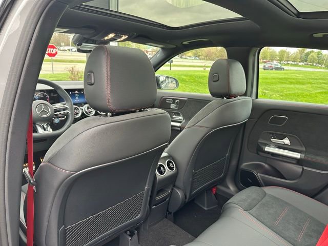 New 2026 Mercedes-Benz GLA 35 AMG 4MATIC image 22