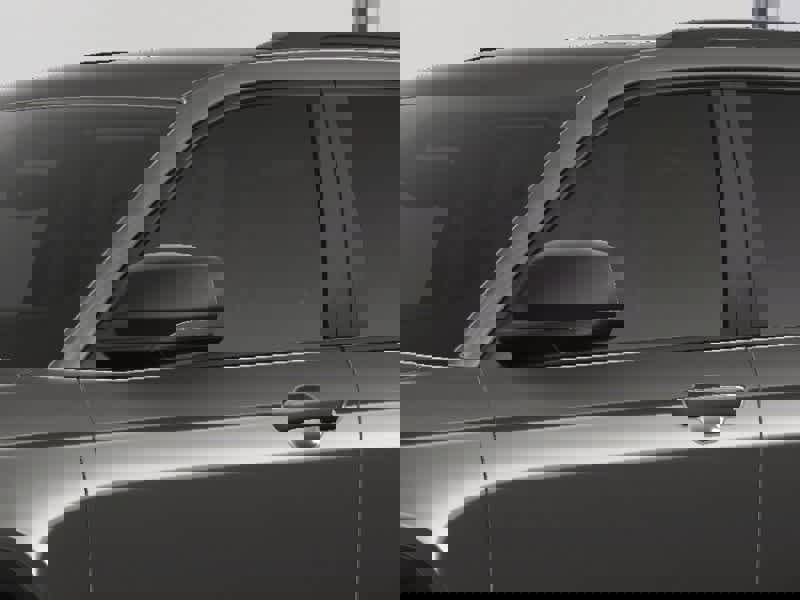 New 2025 Jeep Grand Cherokee Limited image 15