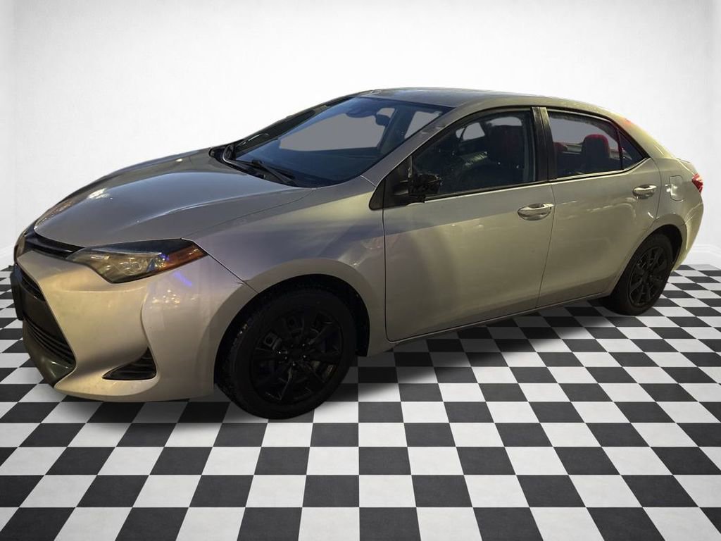 Used 2019 Toyota Corolla LE image 28