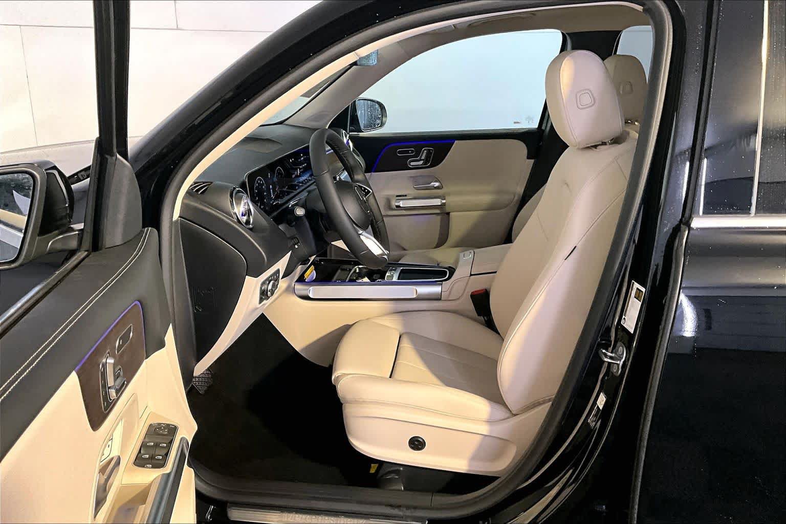 New 2026 Mercedes-Benz GLB 250 4MATIC image 13