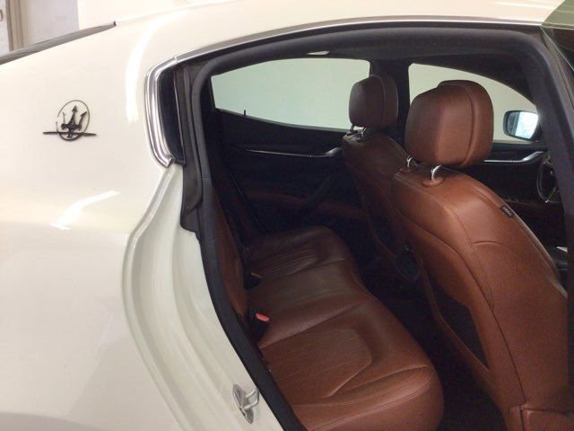 Used 2016 Maserati Ghibli S image 9