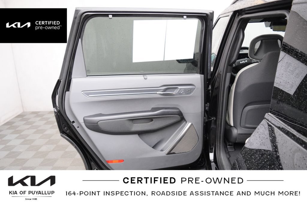 Certified 2024 Kia EV9 GT-Line AWD/4WD image 12
