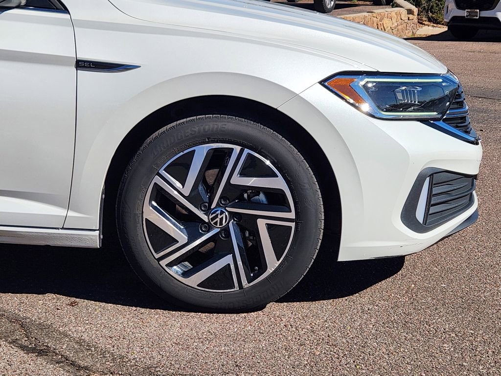 Used 2022 Volkswagen Jetta SEL image 29