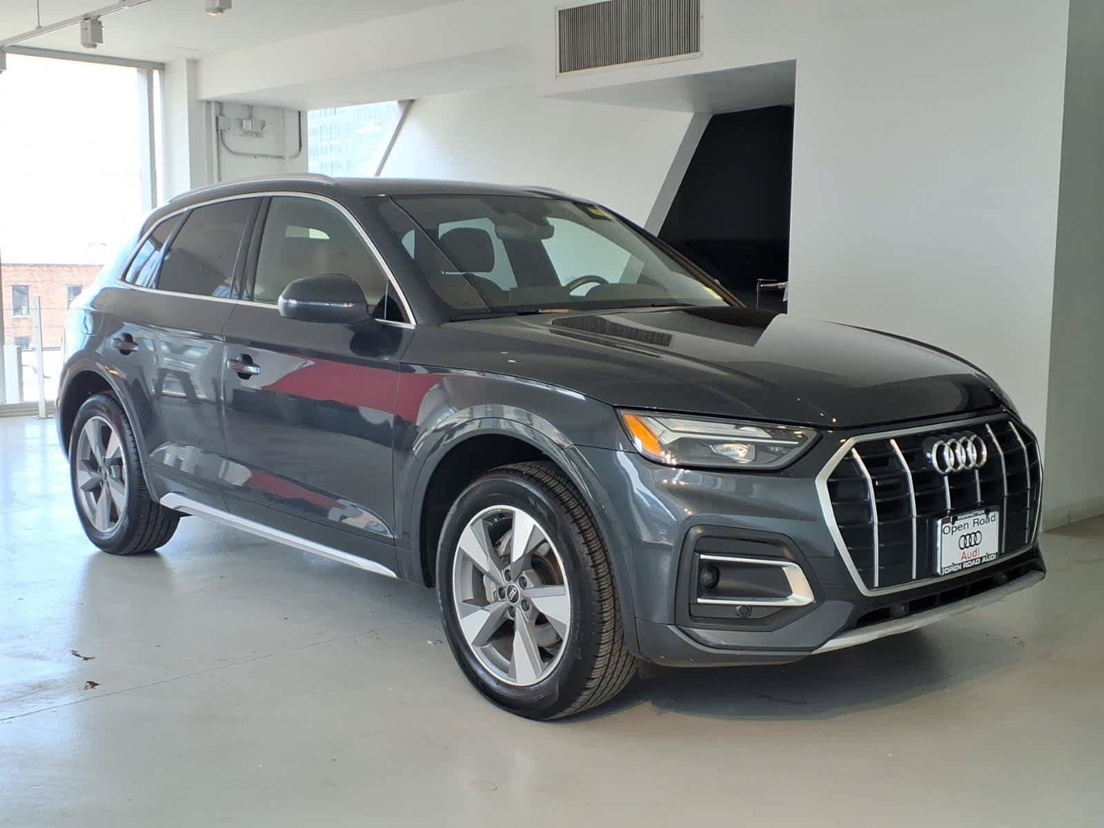 Certified 2024 Audi Q5 Premium w/ Convenience Package AWD/4WD image 3