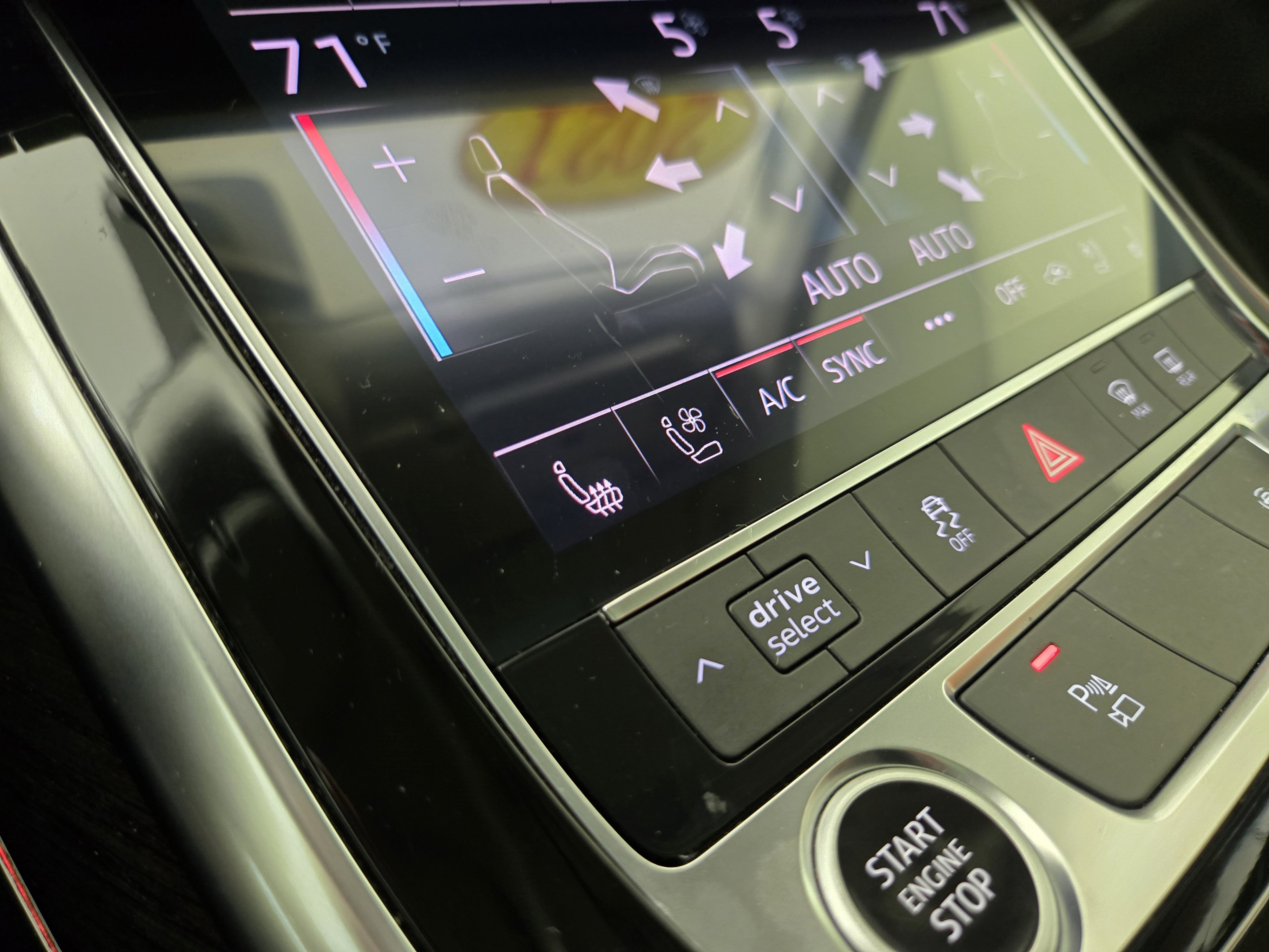 Used 2021 Audi Q8 Premium Plus w/ Premium Plus Package image 27