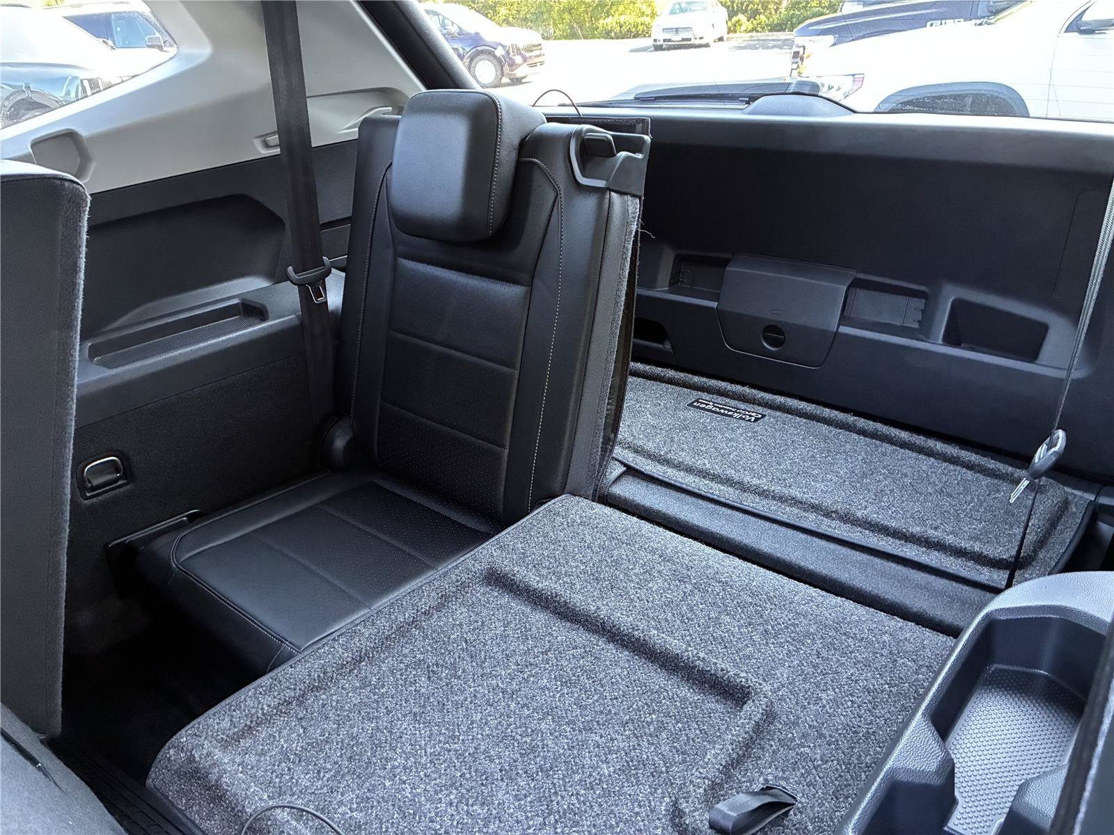 Used 2020 Volkswagen Tiguan SE FWD image 20