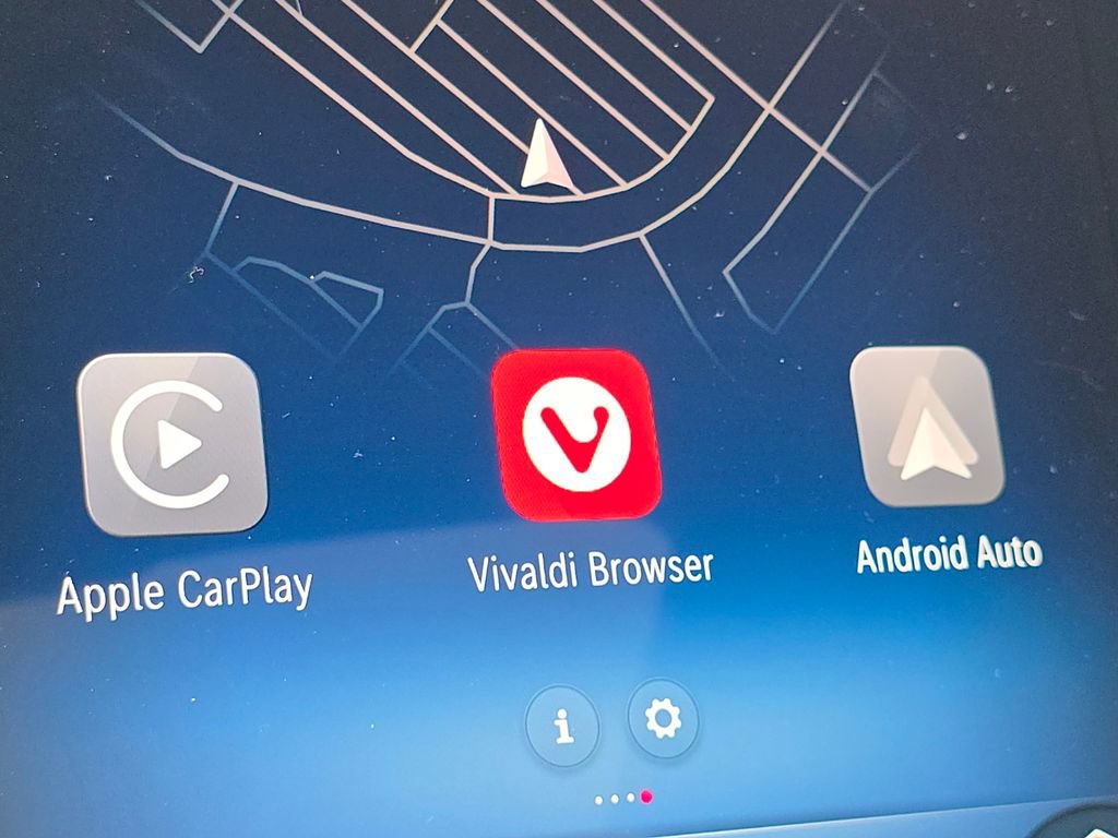 New 2026 Mercedes-Benz C 43 AMG 4MATIC Sedan image 5