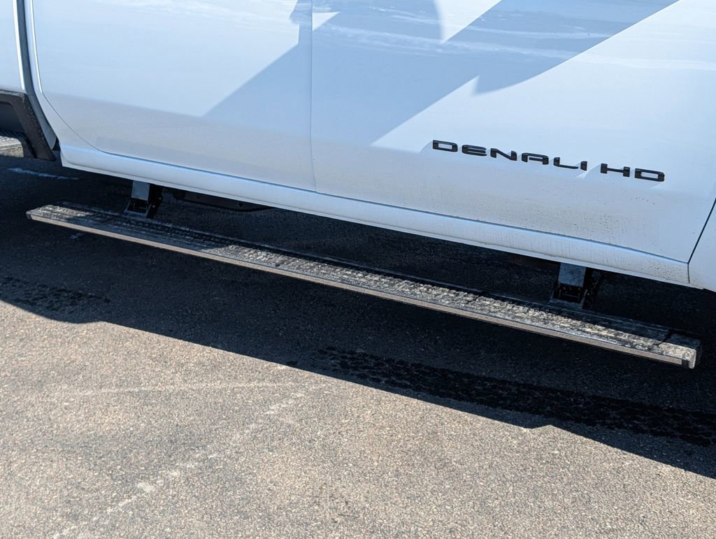 New 2026 GMC Sierra 3500 Denali w/ Denali Reserve Package image 17