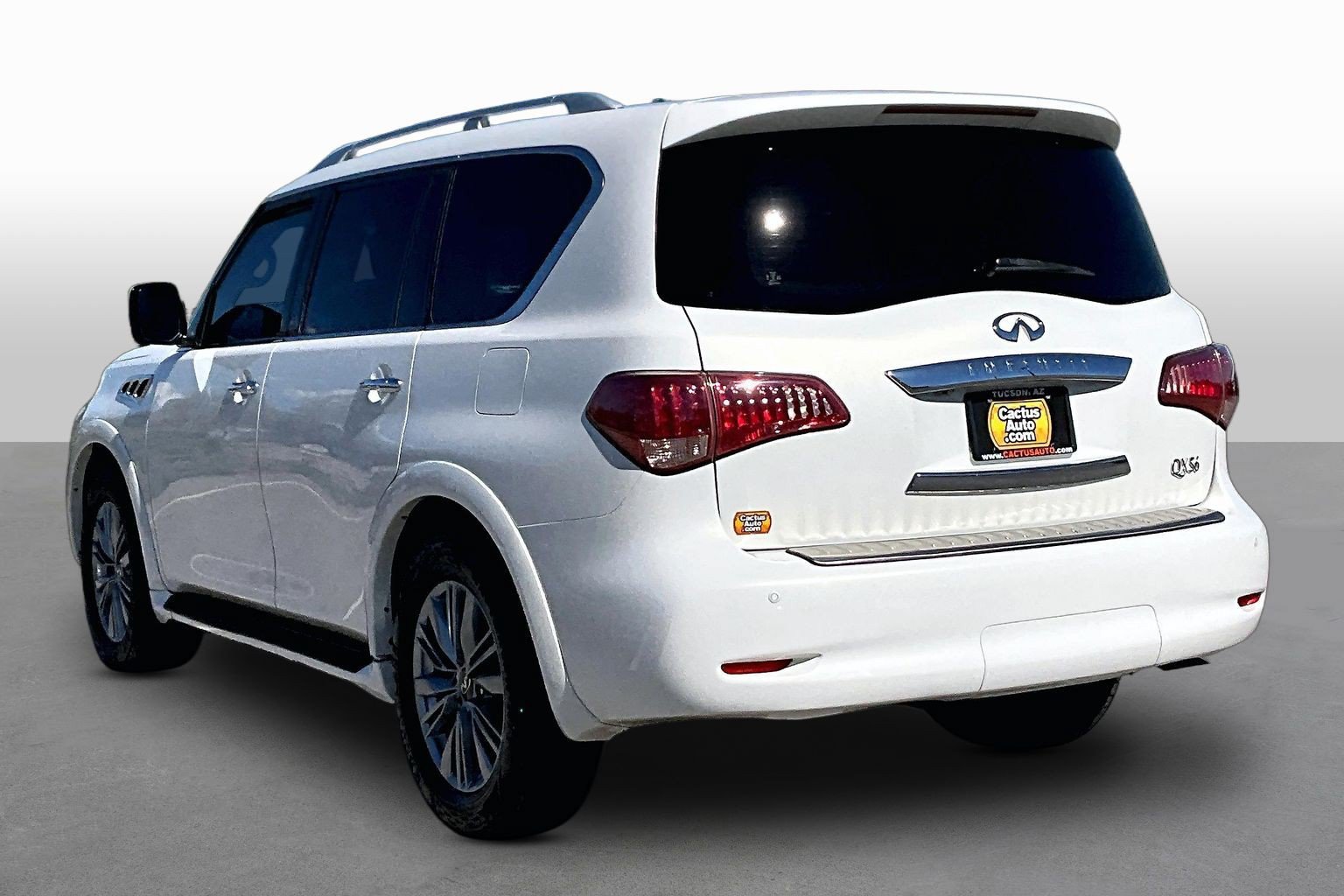 Used 2011 INFINITI QX56 4WD w/ Deluxe Touring Pkg image 11