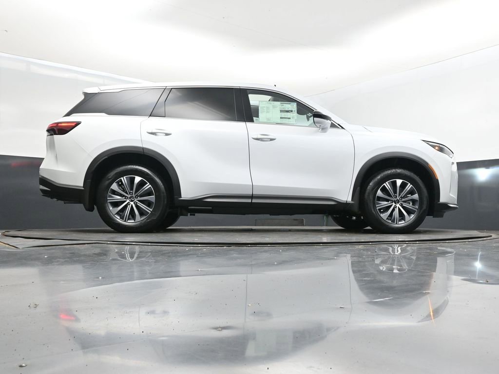 Used 2026 INFINITI QX60 Pure w/ Cargo Package FWD image 44