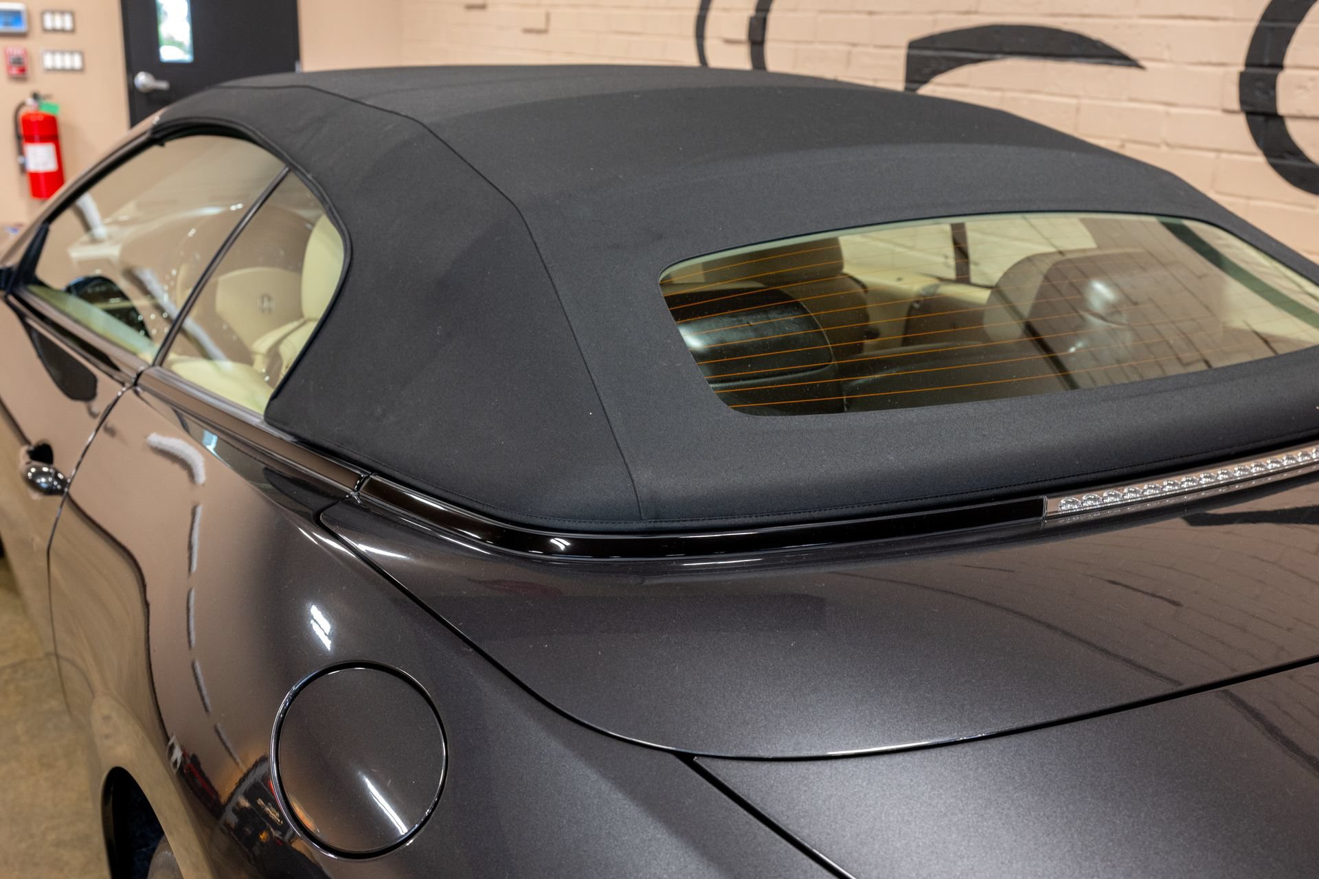 Used 2014 Maserati GranTurismo Convertible RWD image 23
