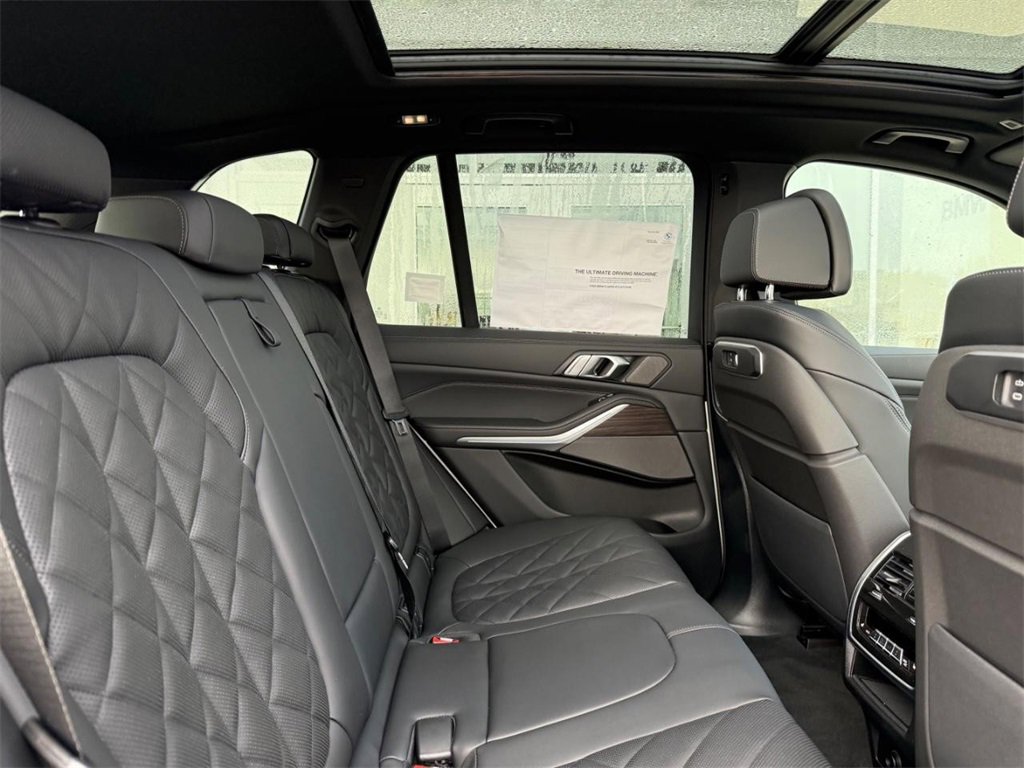 New 2026 BMW X5 xDrive50e w/ Climate Comfort Package image 5