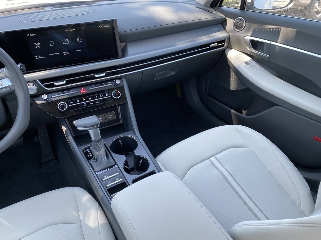 New 2025 Hyundai Sonata SE image 28