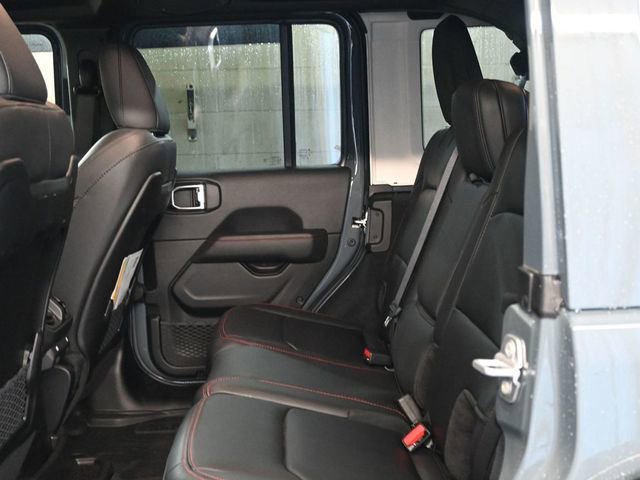 Used 2025 Jeep Wrangler Unlimited Rubicon image 5