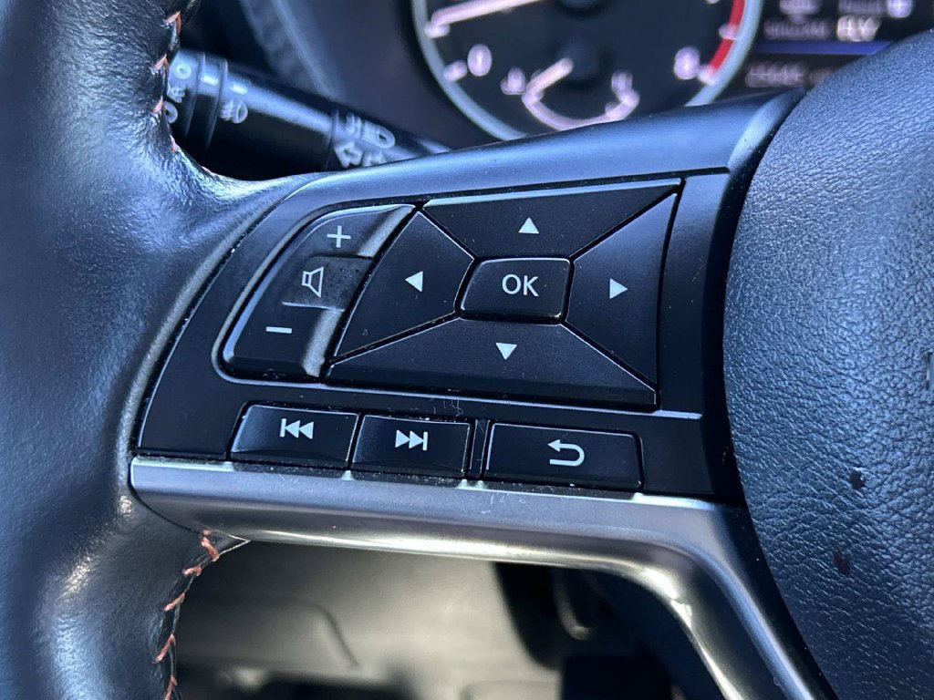 Used 2022 Nissan Sentra SR w/ Trunk Package FWD image 28