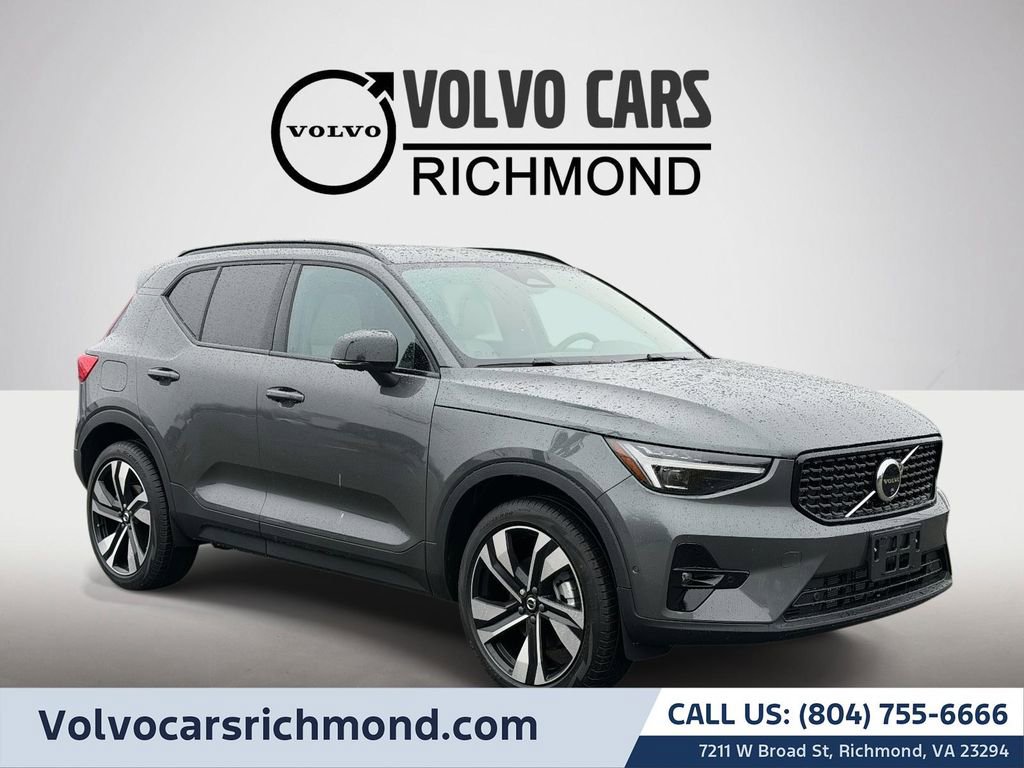 New 2026 Volvo XC40 B5 Ultra w/ Protection Package Premier