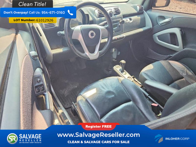 Used 2010 smart fortwo passion RWD image 11