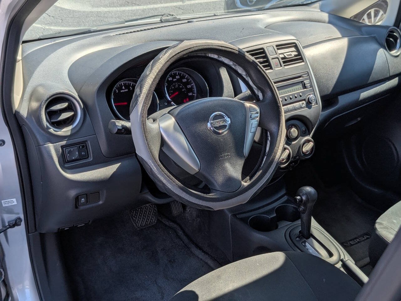 Used 2014 Nissan Versa Note S Plus FWD image 12