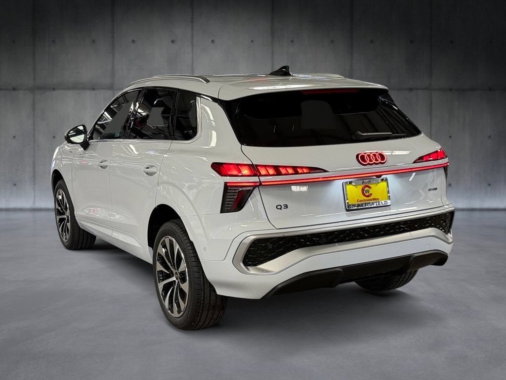 New 2026 Audi Q3 quattro 2.0T AWD/4WD image 3