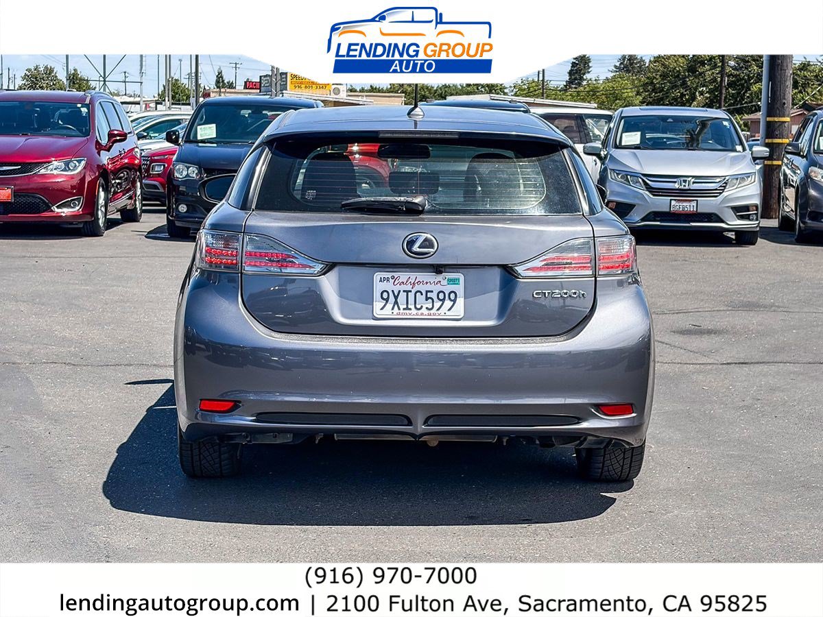 Used 2012 Lexus CT 200h Premium FWD image 3