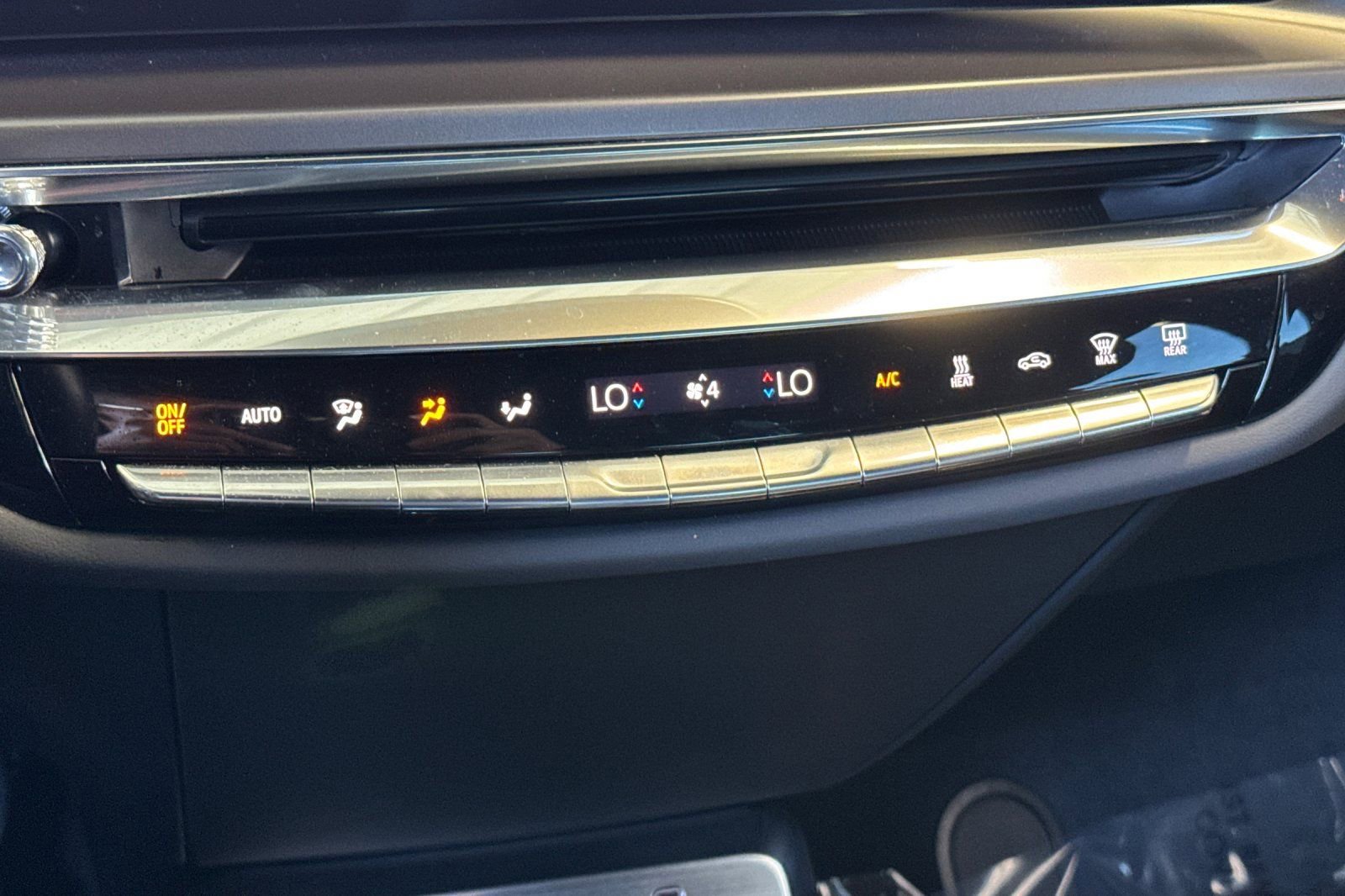 Used 2024 Cadillac Lyriq Tech w/ Driver Assist Package AWD/4WD image 28