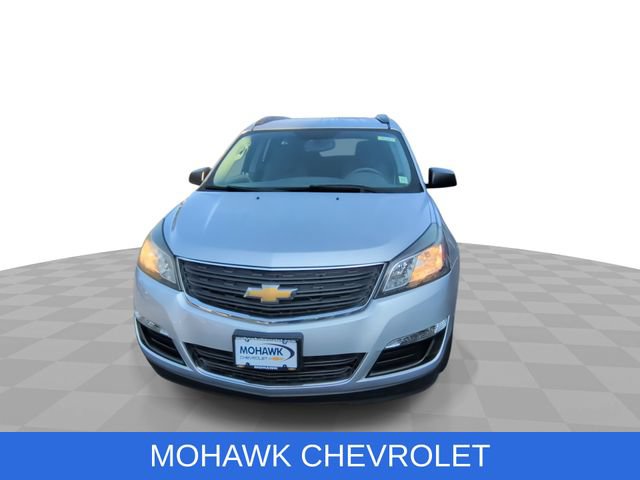 Used 2017 Chevrolet Traverse LS FWD image 3